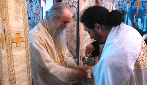 Митрополит Амфилохије служио у Јовандолу