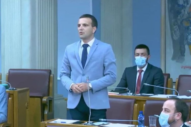 Отворено писмо посланику Драгутину Паповићу