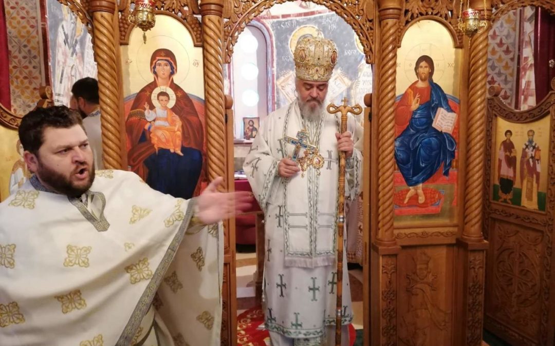 Владика буеносајрески Кирило богослужио у Барама Радовића