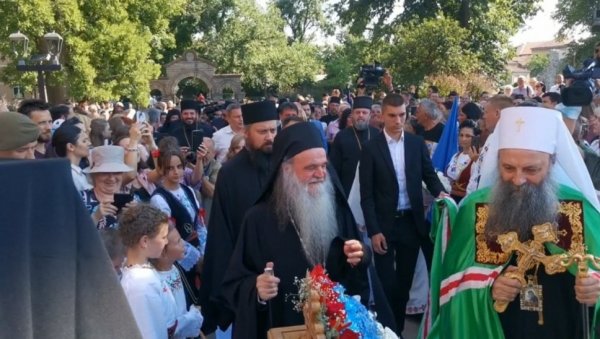 Патријарх Порфирије у Крушевцу: Наша вера је вера љубави и парадокса