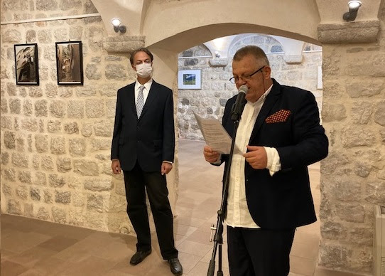 Отворена изложба “Котор оком Здравка Велимировића”