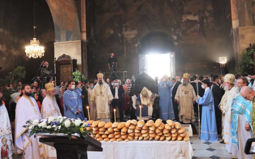 Патријарх Илија: Радујмо се, јер смо деца Богородице!