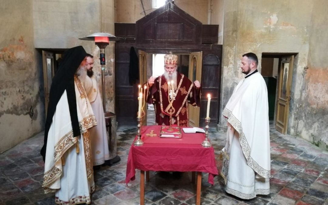 Владика Јован  богослужио у Манастиру Свете Ане