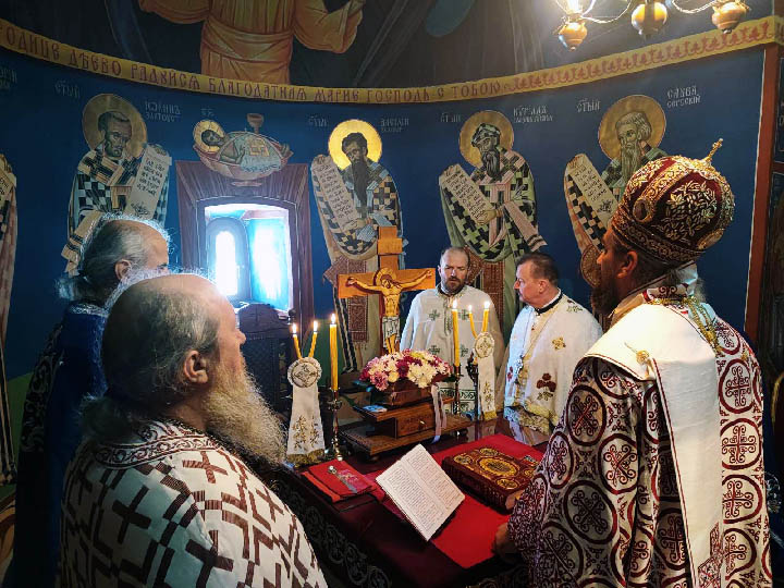 Литургија и сједница Епархијског управног одбора