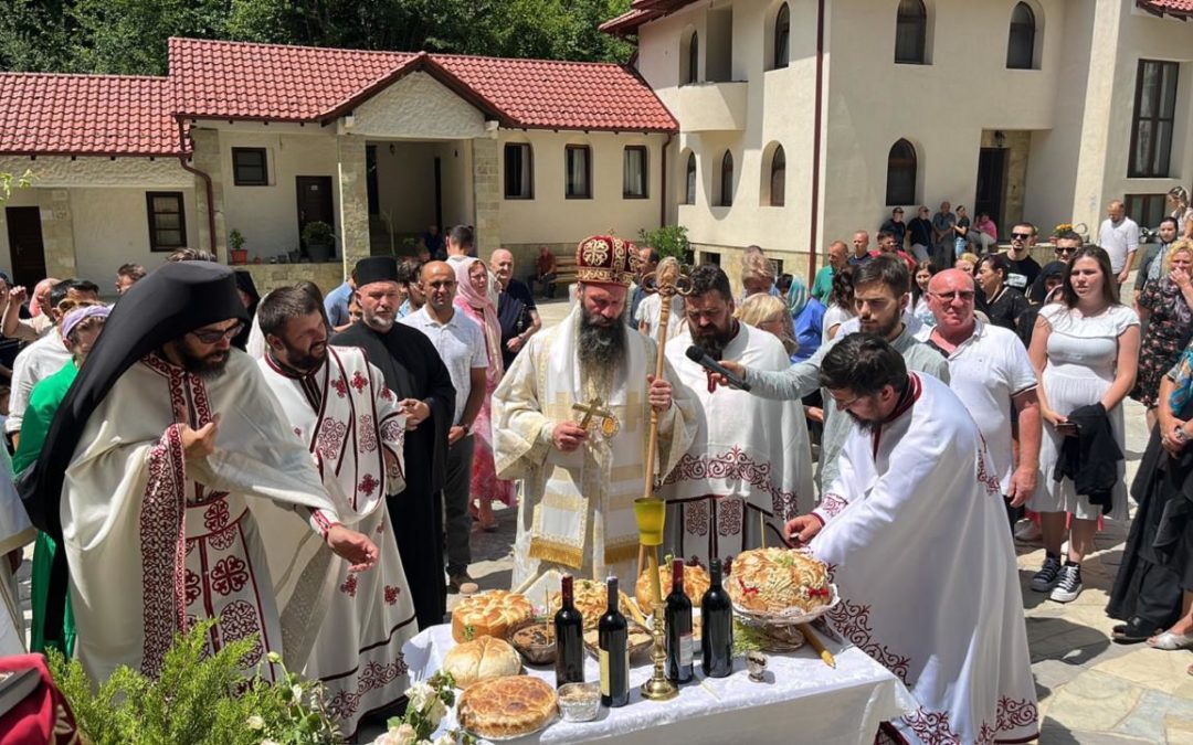 Слава манастира Драганца