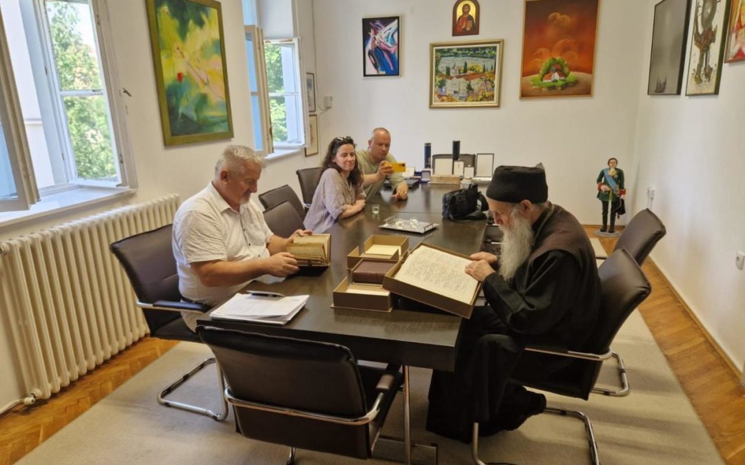 Епископ пакрачко-славонски посјетио Архив Војводине