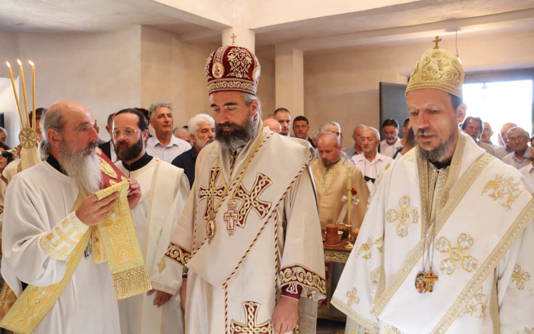 Прослављена храмовна слава Цркве Светог свештеномученика Атиногена на Вучјем долу