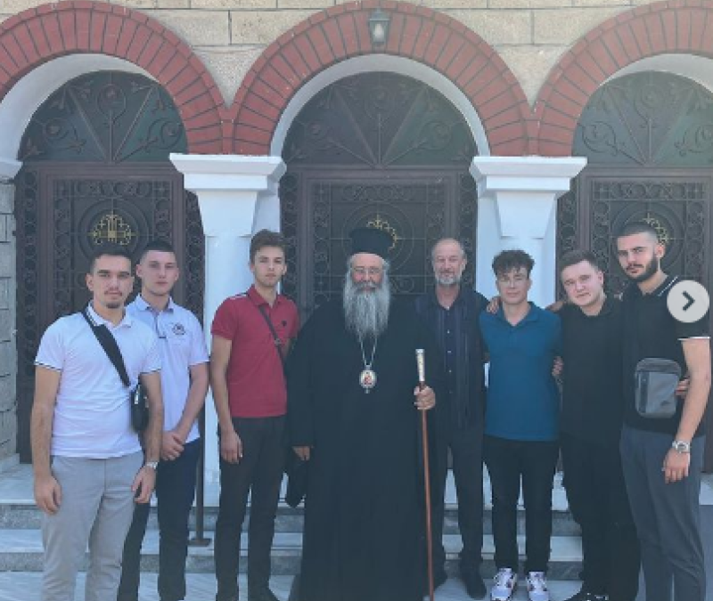Цетињски богословци љетовали у Катеринију