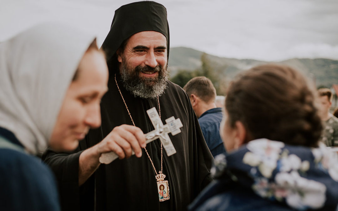 Епископ Методије служио Литургију у Подбишћу код Мојковца: Да праштајући другоме, направимо предуслов за милост Божју