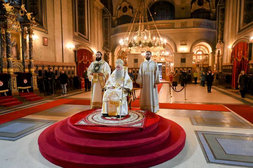 Митрополит Јоаникије на дан свог небеског заштитника богослужио у Саборном храму у Београду (ВИДЕО)