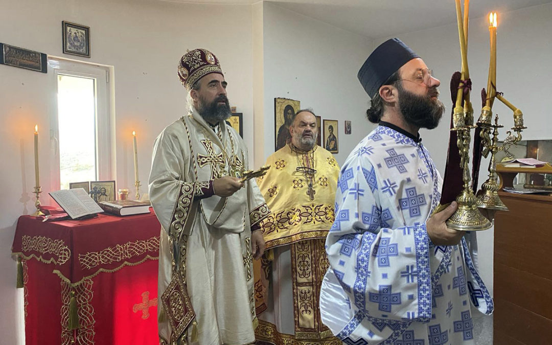 Епископ Методије служио Литургију у Голији