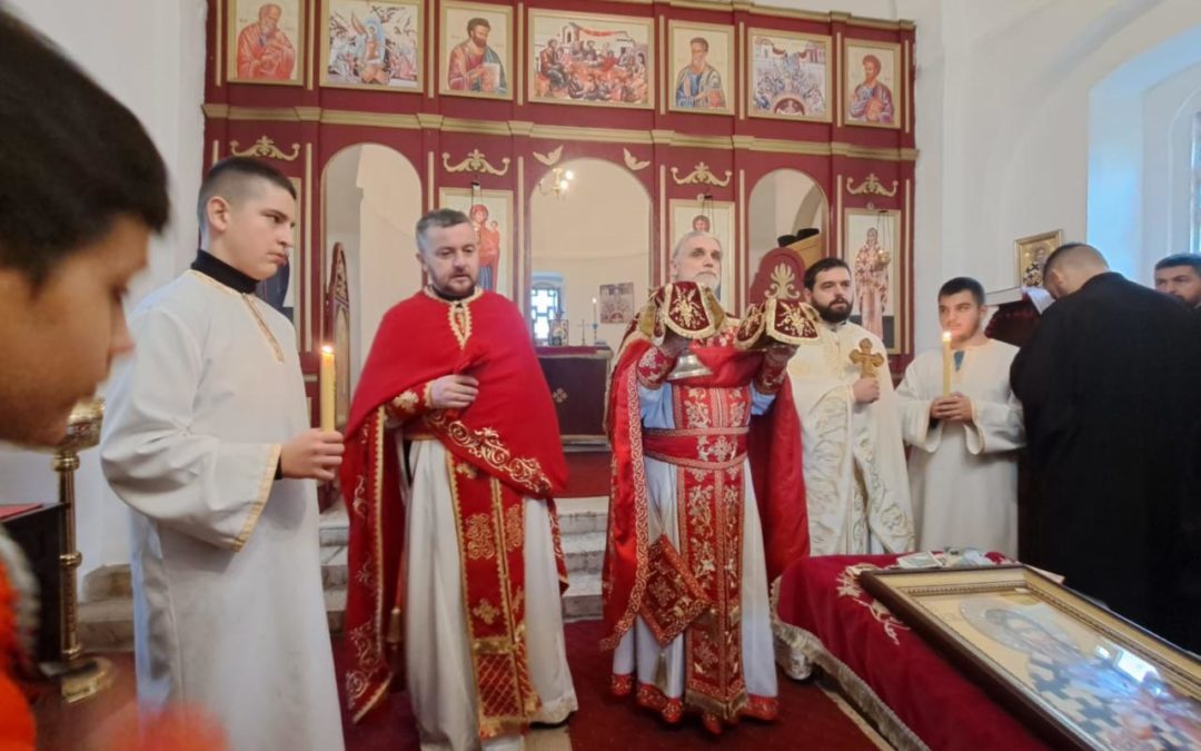 Прослављена слава храма Светог Петра Цетињског у Спужу