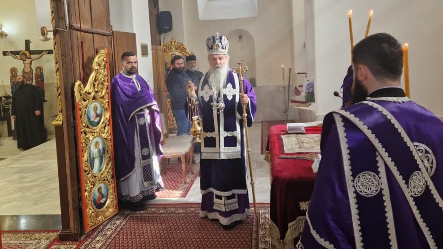 Епископ Теодосије богослужио у Новом Пазару