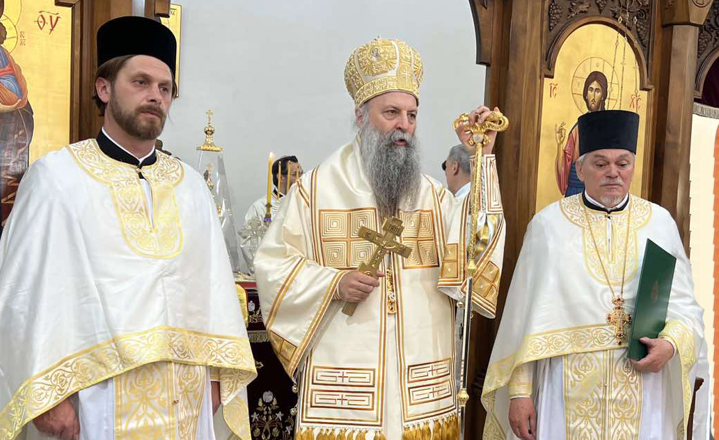 Патријарх Порфирије богослужио у Цркви Светог апостола Луке у Крњачи