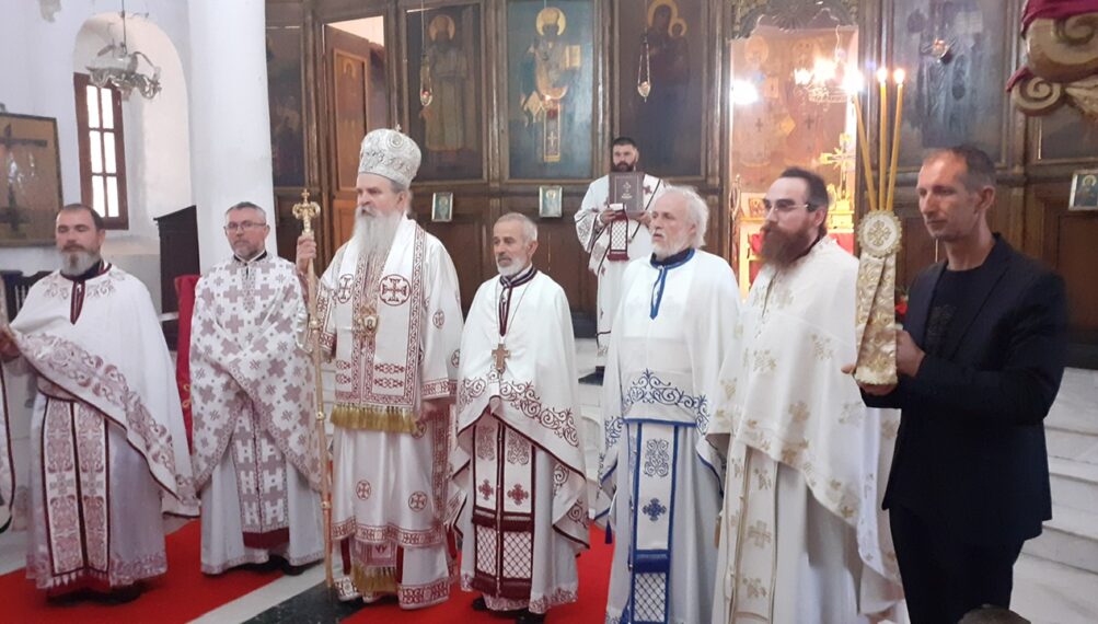 Архијерејска Литургија у Гњилану