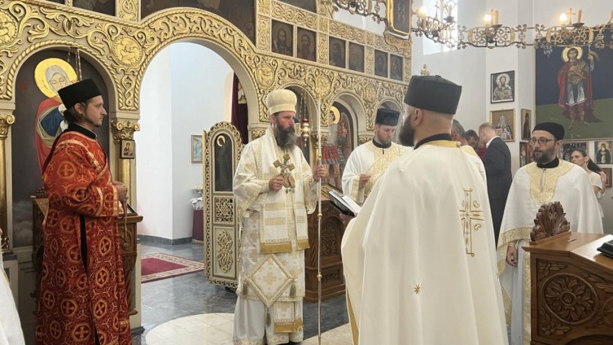 Слава храма Нерукотвореног Лика Господњег, богослужио Епископ Иларион