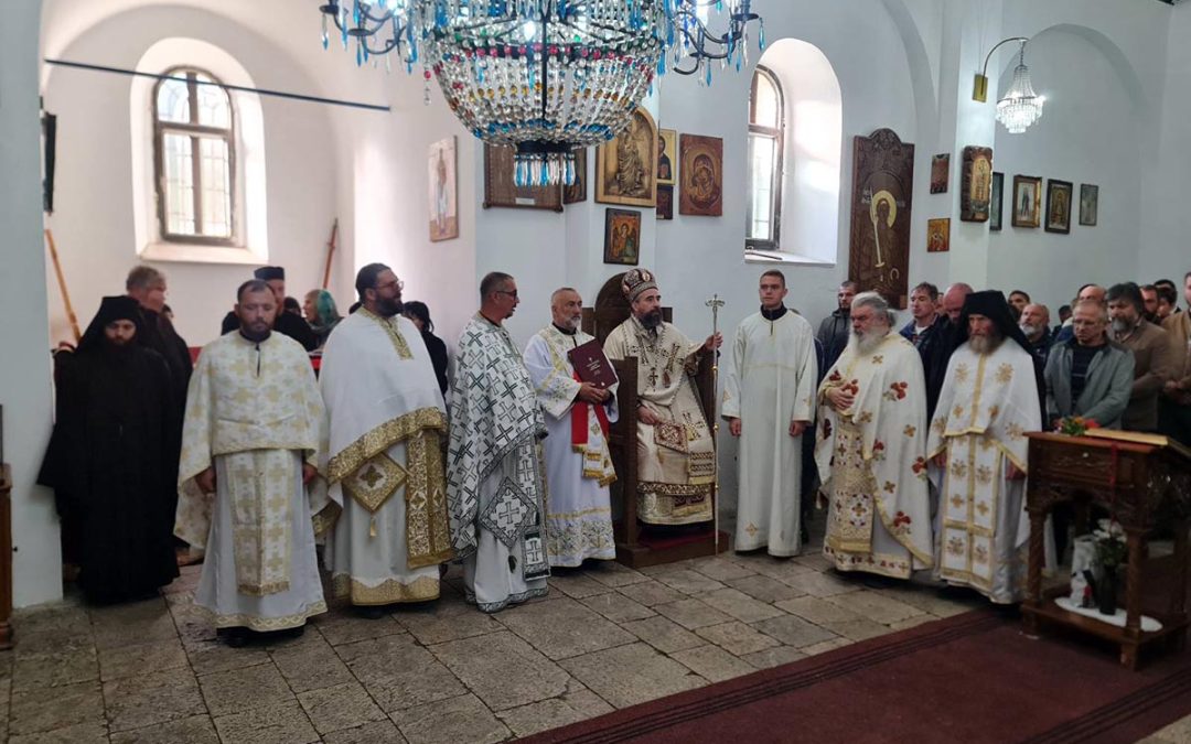 Епископ Методије на Крстовдан служио Литургију у Саборном храму у Андријевици