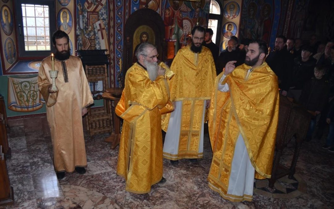 Дјетињци молитвено прослављени у Острогу