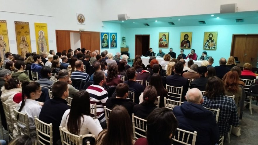 Одржан дискусиони панел „Пред изазовом екранократије“