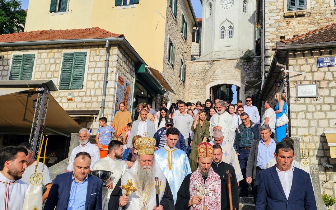 Спасовданска литија у Херцег Новом