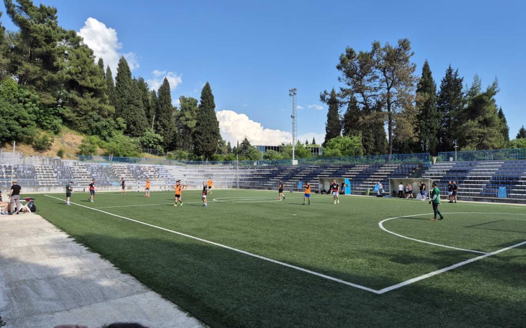 Почео 11. Хуманитарни фудбалски турнир „Куп Светог Марка“ за помоћ народним кухињама