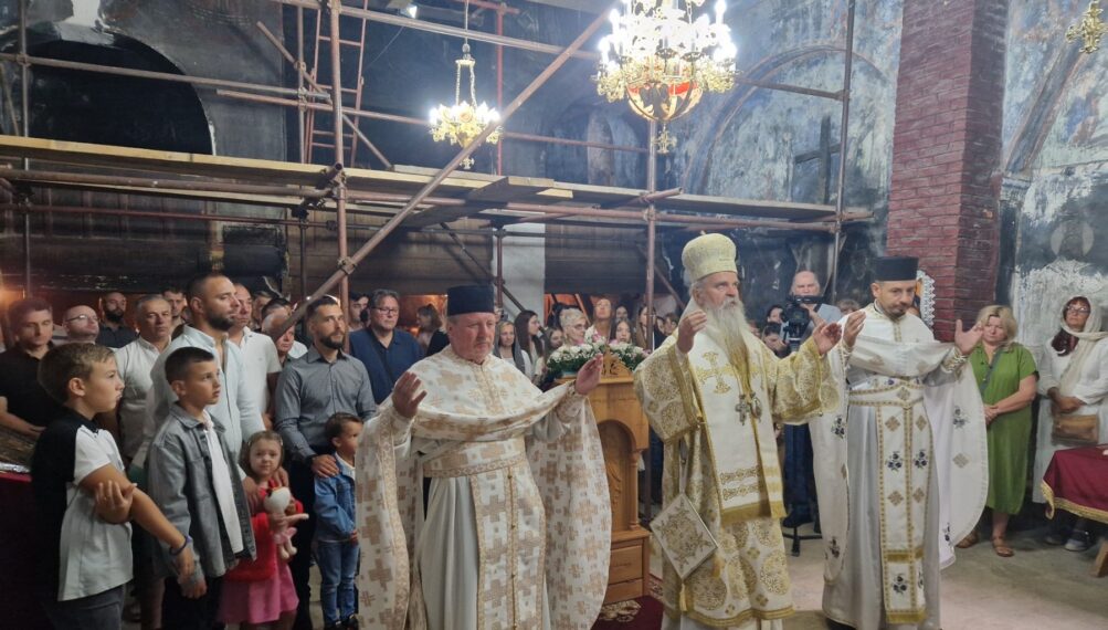 Митрополит Теодосије богослужио у Вучитрну на празник Светог пророка Илије