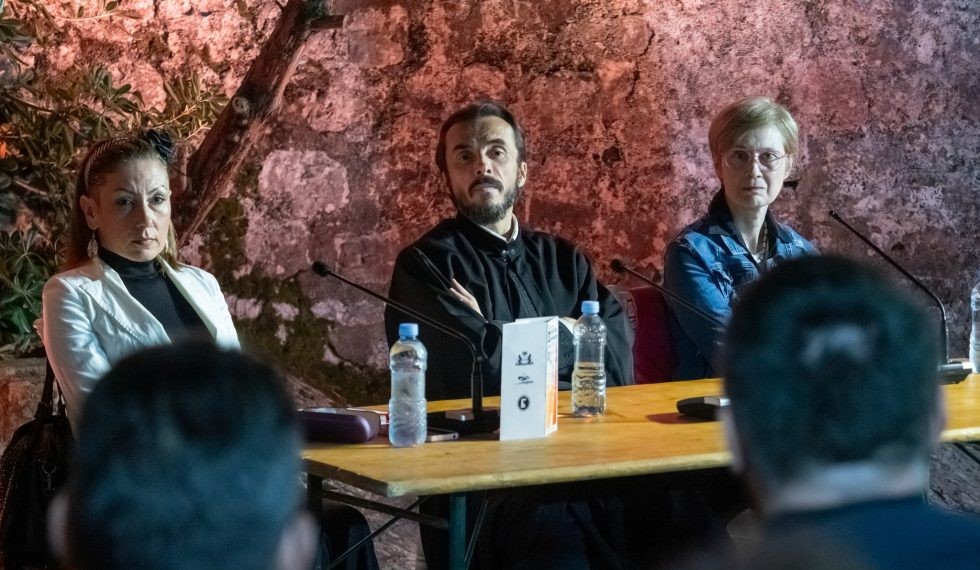 Фестивал „Ћирилицом“: У доба вјештачке интелигенције неопходно је стварати оазе креативности – видео
