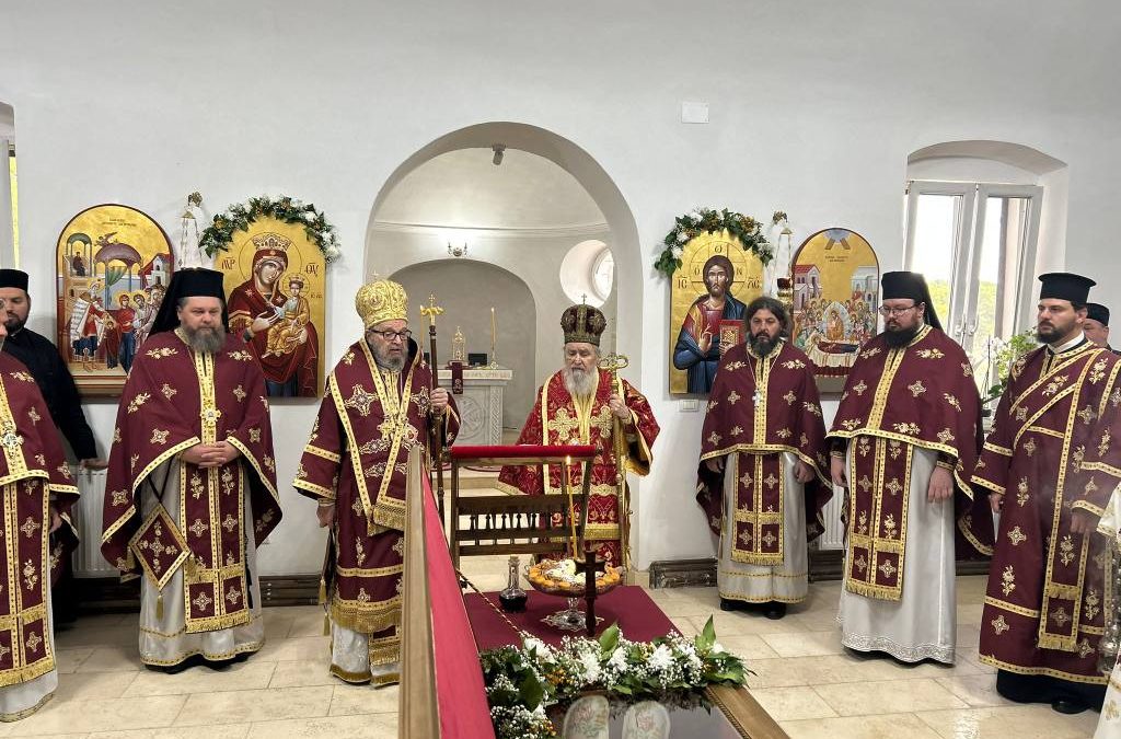 Архијерејска Литургија и последњи парастос Кирилу Цвјетковићу у Бездину