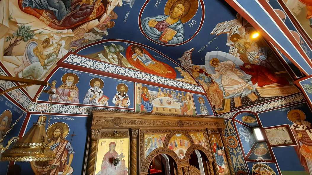 Манастир Сочаница – са олтарским простором у стени