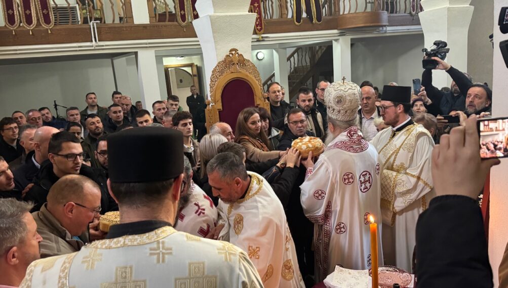 Митрополит Теодосије у Приштини: Оно што је једном посвећено Богу – Богу и припада