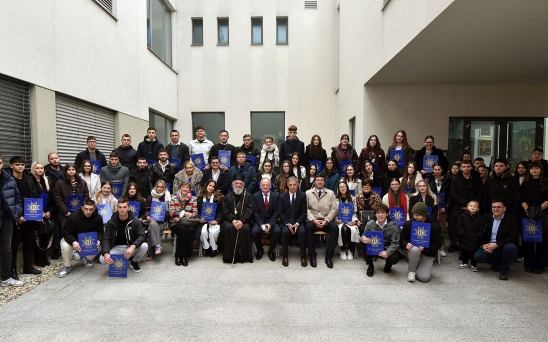 Додељено 135 „Привредникових“ стипендија: Патријарх Порфирије један од највећих донатора