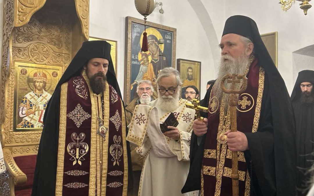 Митрополит Јоаникије са Епископом Пајсијем служио помен Митрополиту Арсенију (Брадваревићу)