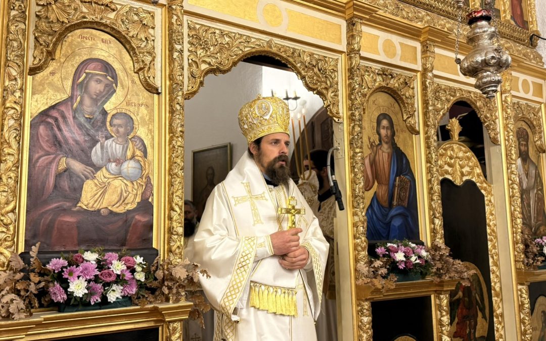 Владика Пајсије на Божић богослужио у Цетињском манастиру