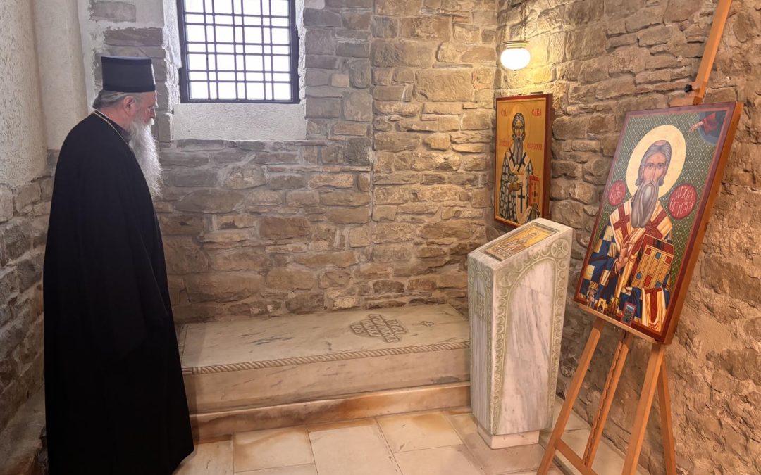 Митрополит Јоаникије посјетио храм у Трнову, у којем се налази гроб Светог Саве