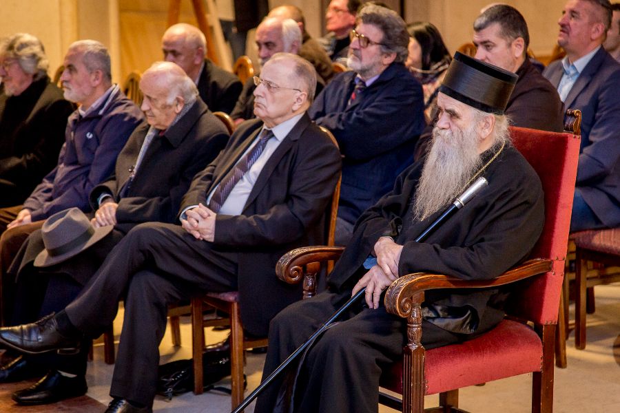 Митрополит Амфилохије о Азбучним романима Мира Вуксановића