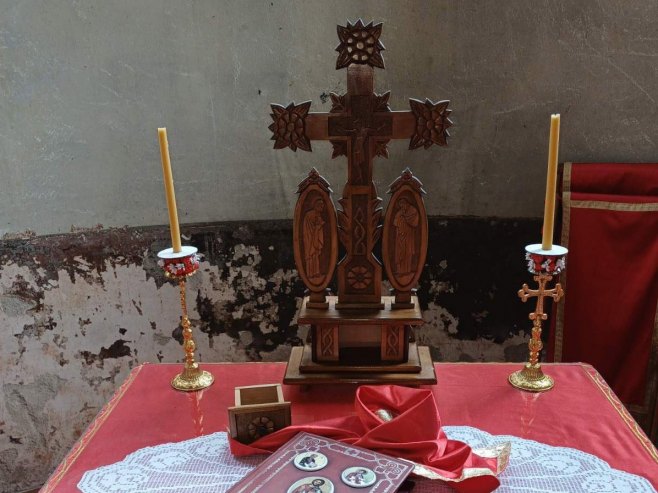 Оскрнављен Храм Вазнесења Господњег у Грачаници