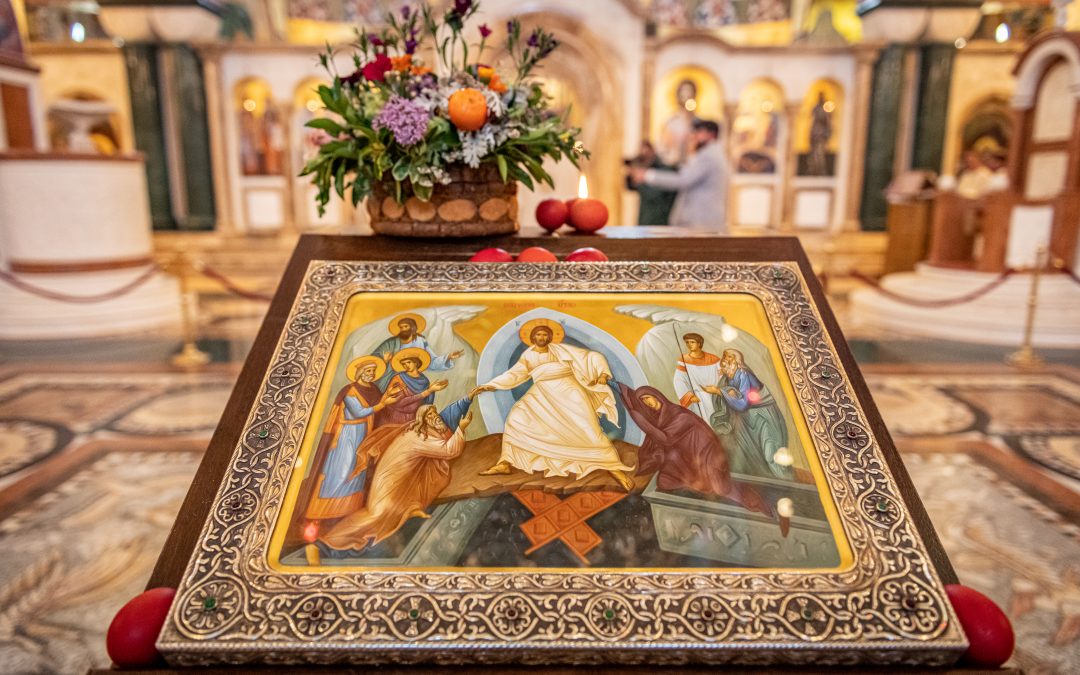 „Данас је дан Васкрсења и просветлимо се слављем“