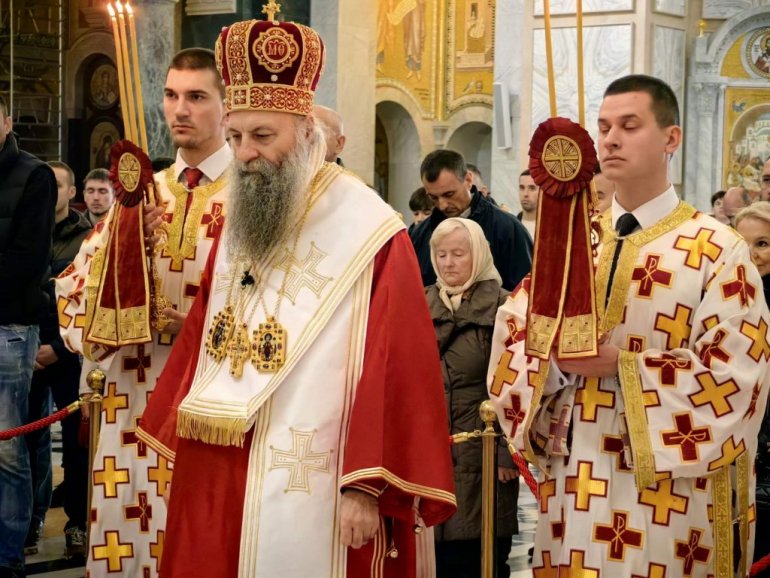 Патријарх Порфирије на Велики четвртак: У Литургији се сусретнимо са Христом