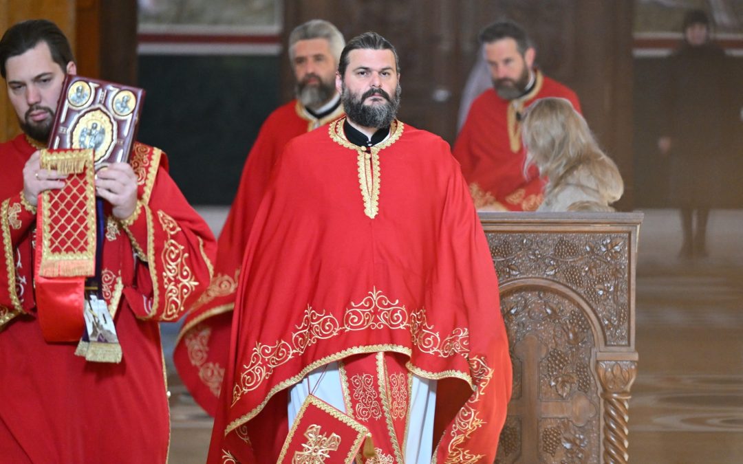 Велики четвртак у Саборном храму Светог Јована Владимира у Бару