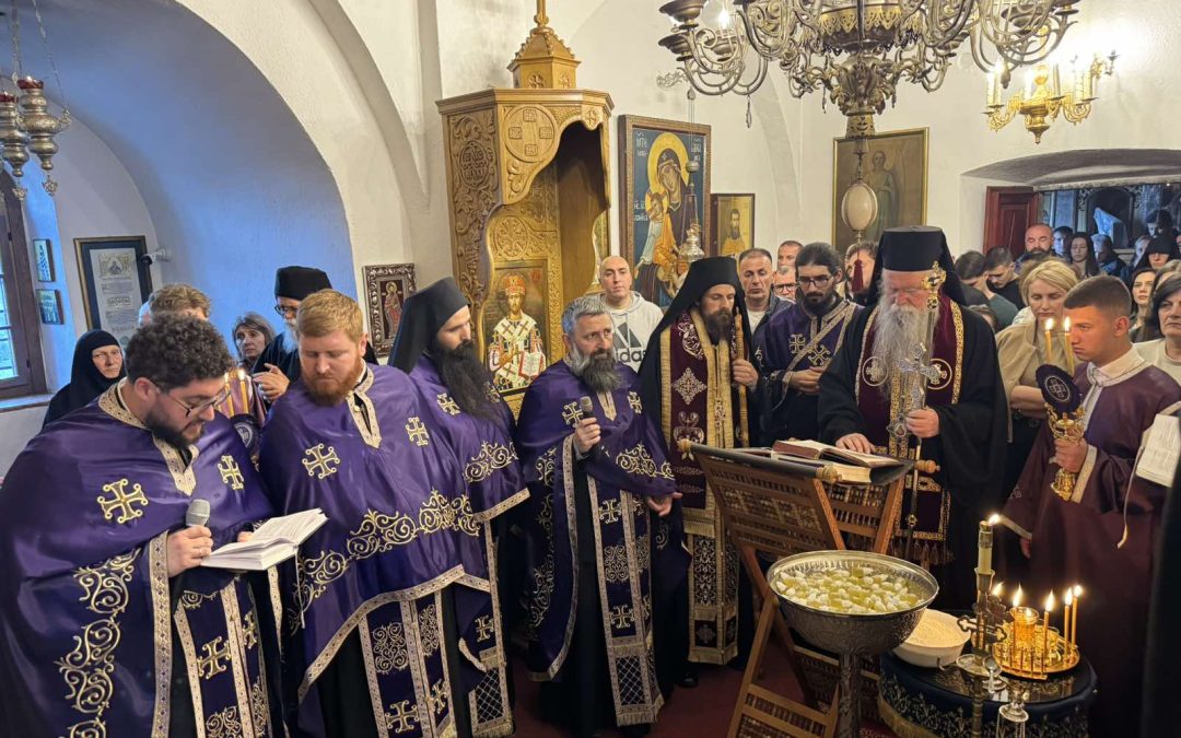 Митрополит Јоаникије на Велику сриједу: У ове дане идемо за Христом који је кренуо ка својој Голготи