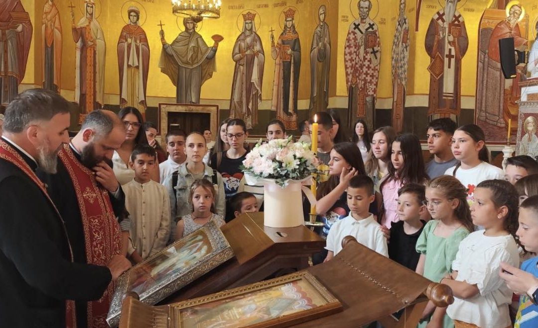 Слава Школе вјеронауке при подгоричком Саборном храму