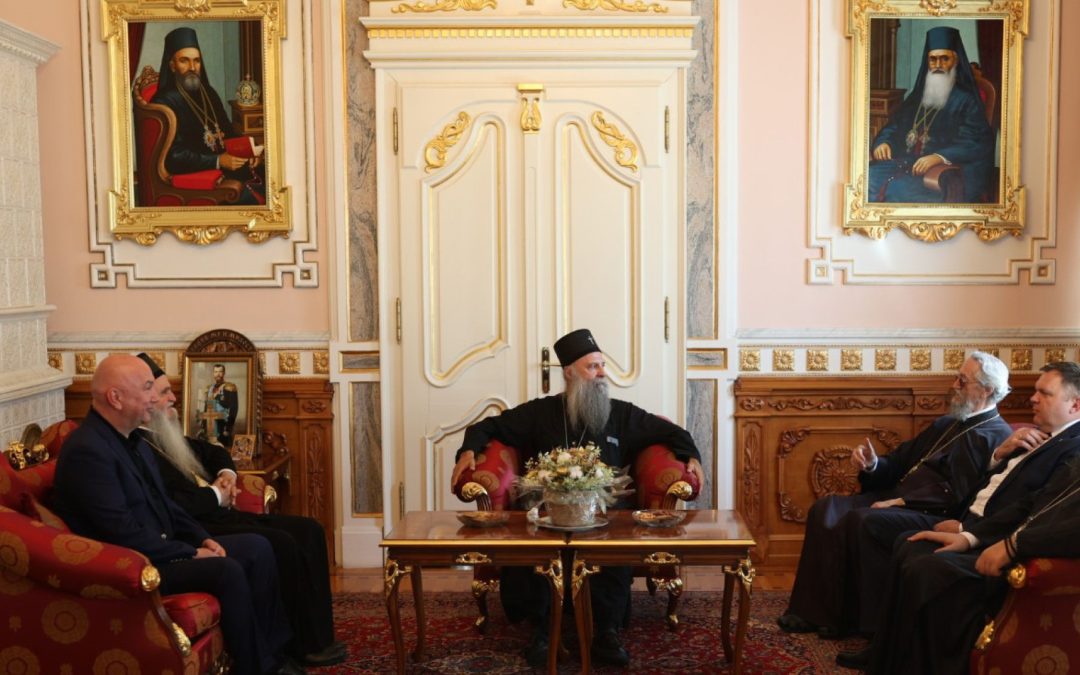 Срдачан сусрет Патријарха српског Порфирија и Митрополита бањалучког Јефрема