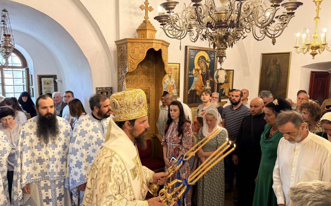 Владика Пајсије на Преображење: Господ жели све да преобрази и просвијетли