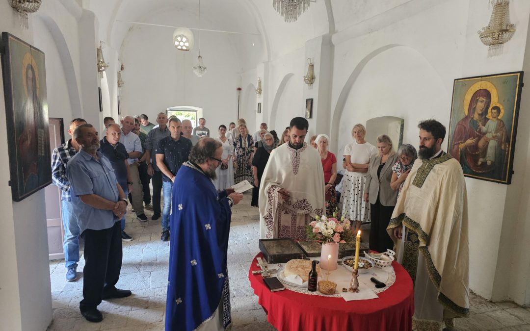 Прослављена храмовна слава у Глухом Долу у Црмници