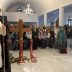 Владикa Иларион и деца са Косова и Метохије у манастиру Раковица